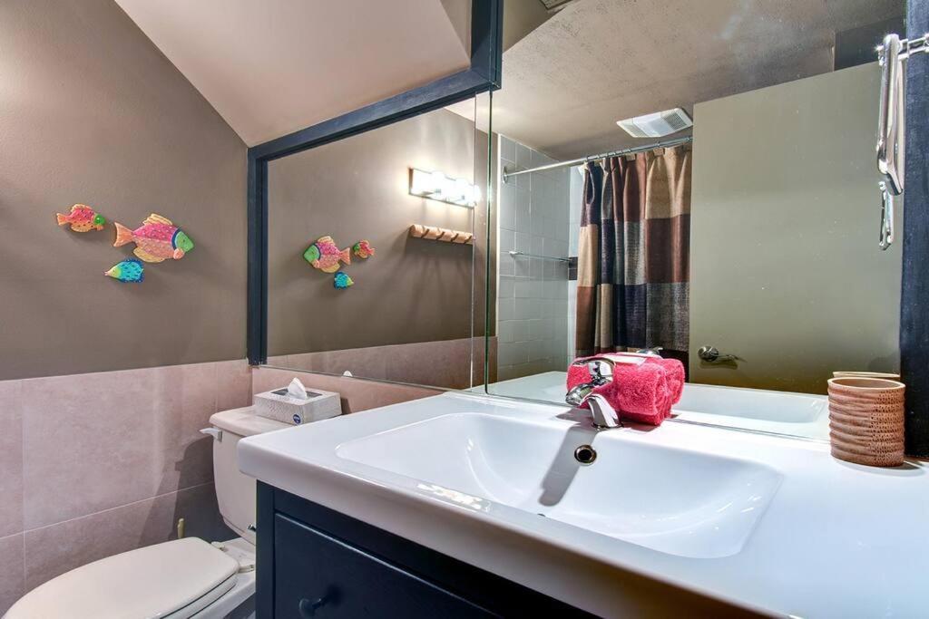 Charming Tremblant 1 Bedroom With Pool And Hot Tub Mont-Tremblant Exteriér fotografie