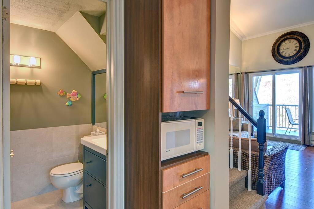 Charming Tremblant 1 Bedroom With Pool And Hot Tub Mont-Tremblant Exteriér fotografie
